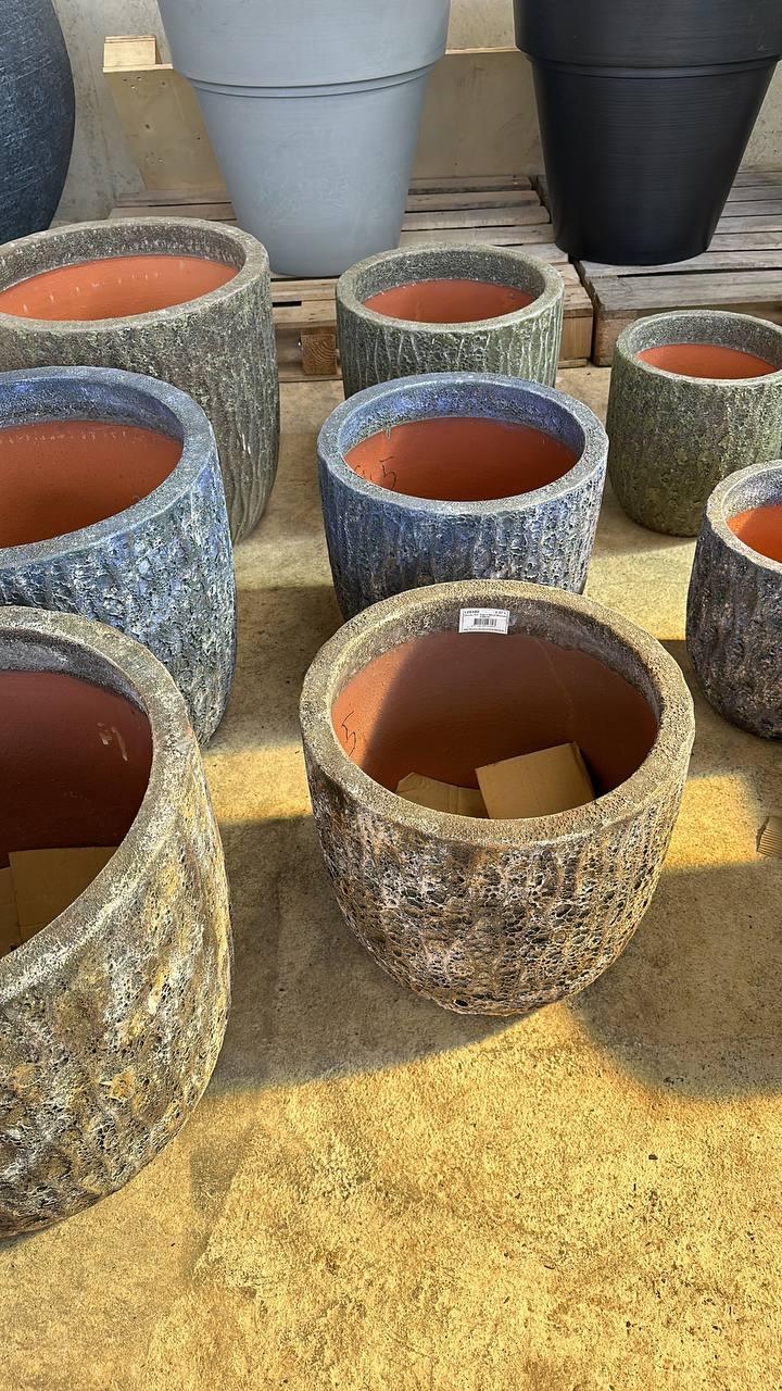 Large Lava Stone Effect Ceramic Pots - plant pots uk