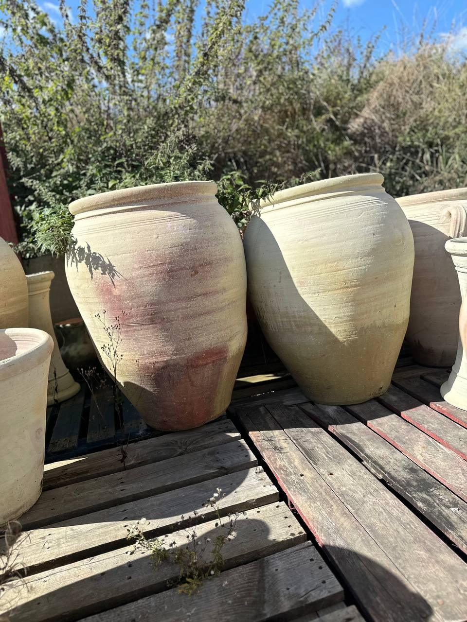 Large Rustic Terracotta Jar planter - plant pots uk