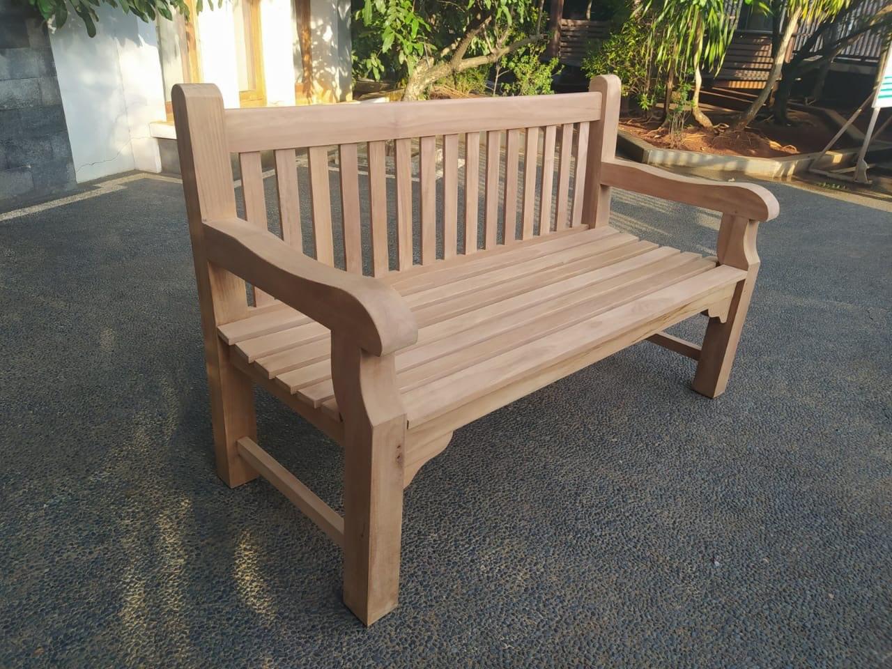 Luxrious Teak Balmoral Park Bench 1.5 m - plant pots uk